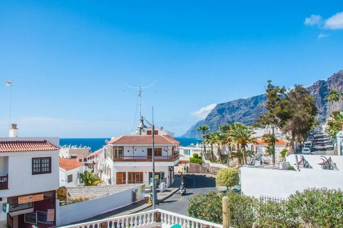 Cozy Vacation Apartment In Los Gigantes Acantilado de los Gigantes